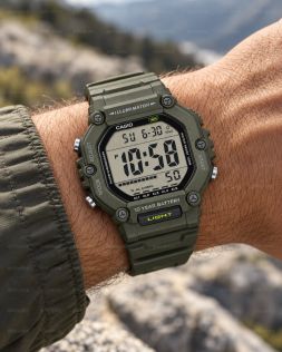 Grön Casio digitalklocka för herr med lång batteritid i 49mm