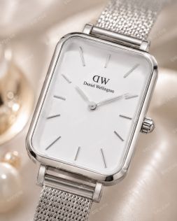 Daniel Wellington rektangulär damklocka i stål med vit urtavla och mesharmband 20mm