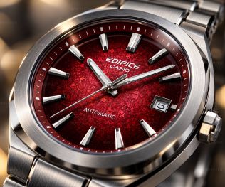 Casio automatisk herrklocka i stål med röd urtavla och safirglas i 38mm