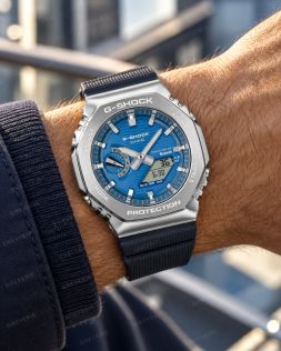 Casio G-Shock dykarklocka i stål med blå urtavla, ana-digi och solenergi i 44mm