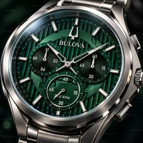 Böjd Bulova herrklocka i stål med grön urtavla och safirglas i 44mm