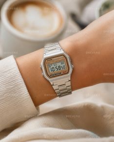 Casio Classic Lady Retro Digital 33mm