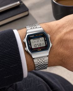 Casio digitalklocka i stål med Bluetooth i 38mm