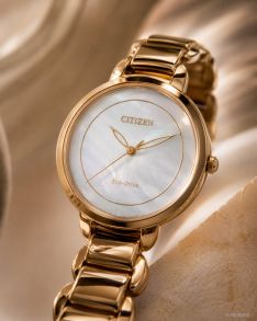 Citizen Eco-drive damklocka med pärlemorskiva | Roséguldspläterad elegans med sex månaders gångreserv