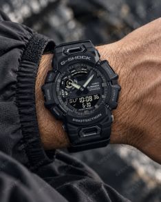 Svart Casio G-Shock klocka med stegräknare och Bluetooth i 49mm