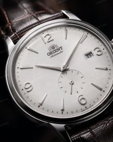 Orient automatisk klocka med liten sekundurtavla 40mm