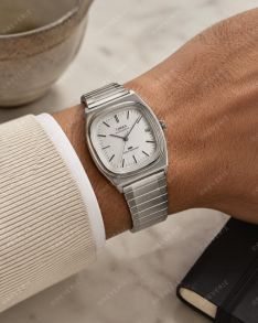 Timex vintage automatisk klocka med flexibelt stålarmband 34mm