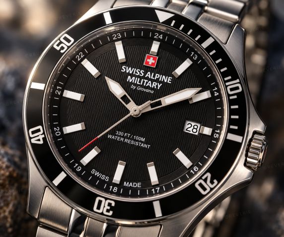 Swiss Alpine Military herrklocka i stål med svart urtavla och safirglas i 42mm