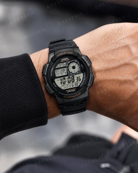 Stor sportklocka med världstid och digital display 45mm