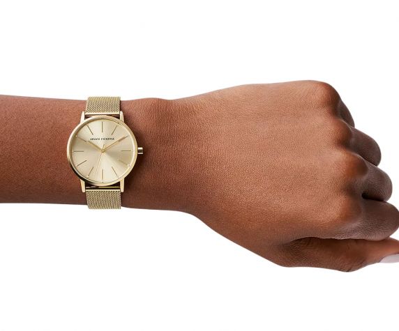 Kvinnlig elegans i minimalistiskt guldfärgat stål - Armani Exchange Lola AX5536