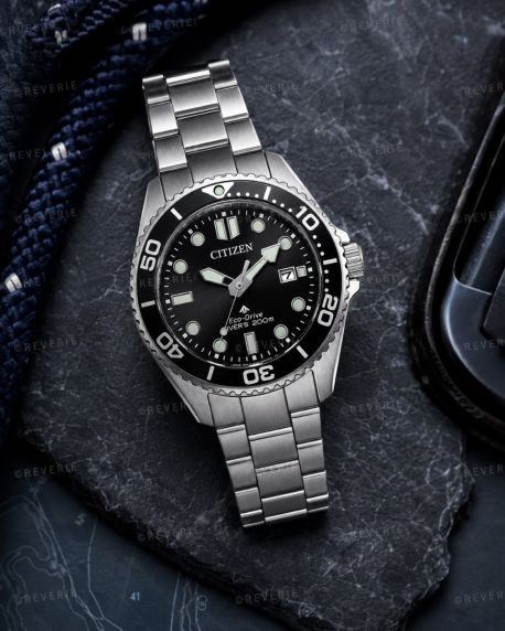Citizen solcellsdriven dykarklocka för män i stål med safirglas 40mm