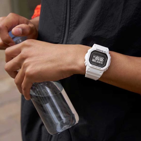 G-Shock Digital Fitnessklocka med solenergi, pulsmätare och bio-resin | DW-H5600-7ER