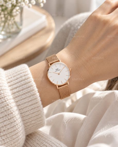 Roséguldfärgad Daniel Wellington damklocka med vit urtavla och meshlänk i 28mm
