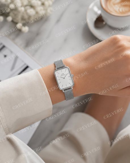 Daniel Wellington rektangulär damklocka i stål med vit urtavla och mesharmband 20mm