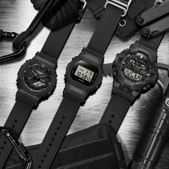 Militärklassad G-Shock med Cordura-nylonband och helsvart design | GA-700BCE-1AER