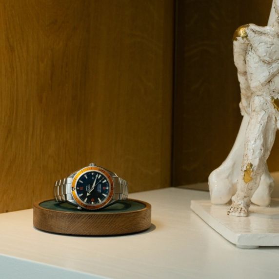 MORELUND Watchmat in Dark Wood/Green Leather MO2100
