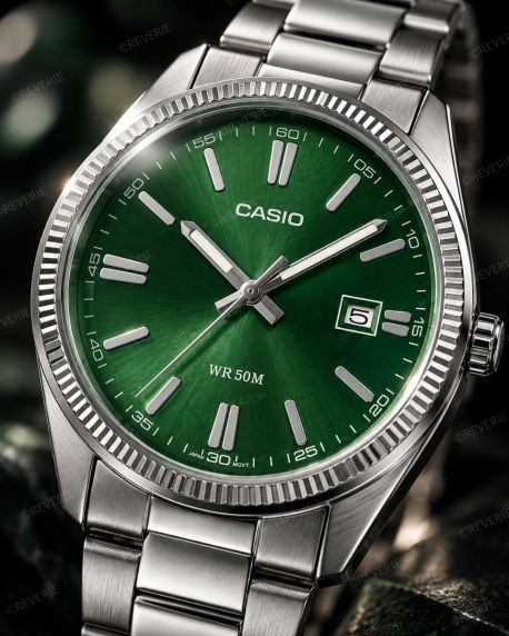 Klassisk Casio herrklocka i stål med grön urtavla i 38mm