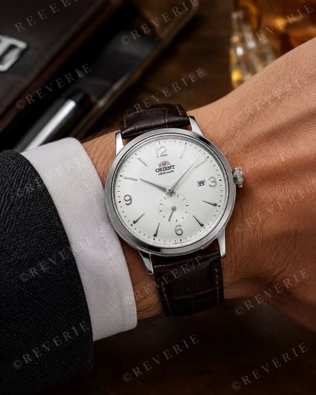 Orient automatisk klocka med liten sekundurtavla 40mm