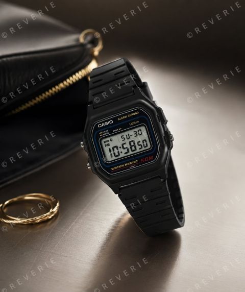 Liten och tålig Casio digital sportklocka 33mm