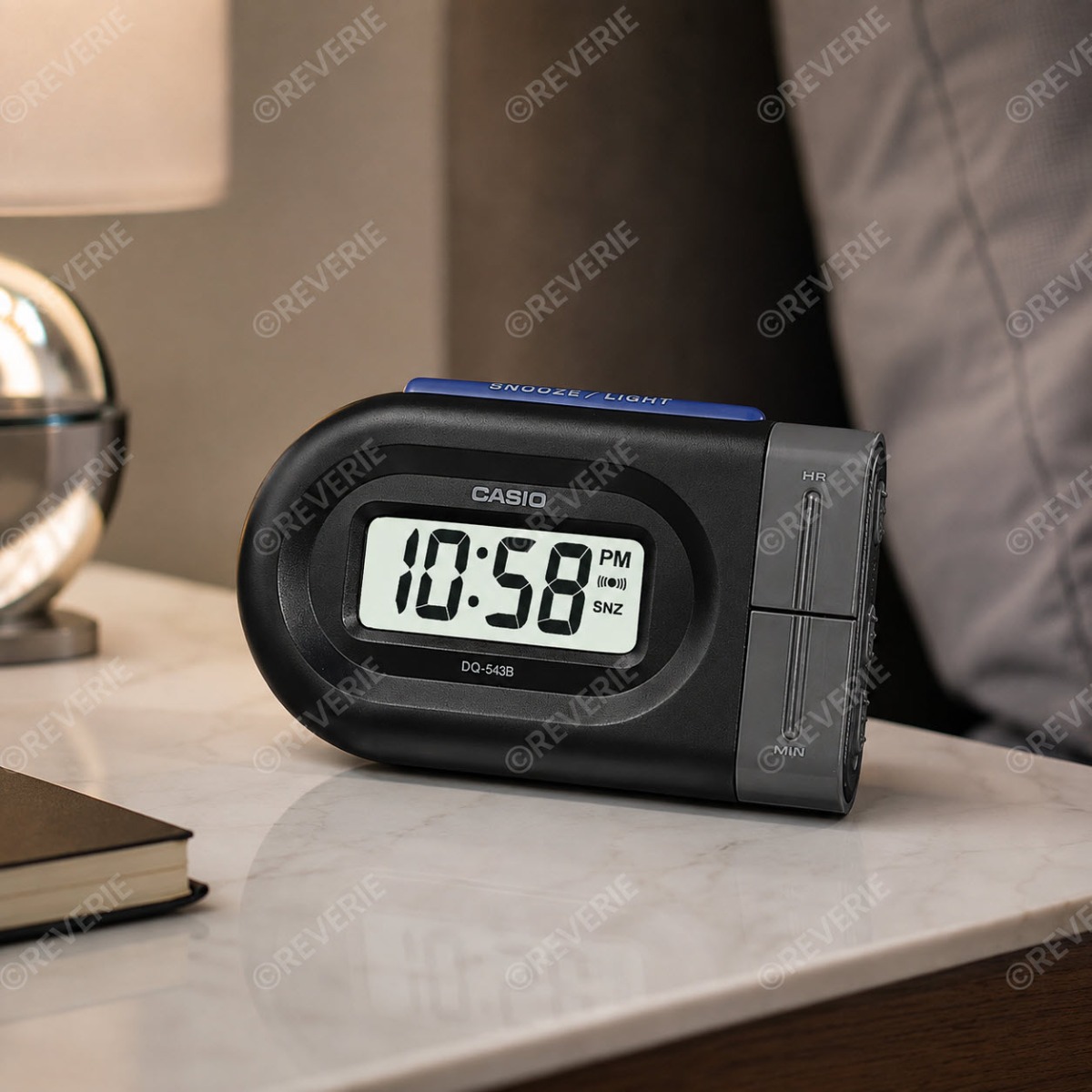 Casio | Digital väckarklocka med LED-bakgrundsbelysning och 12 månaders batteritid 96x37mm - - Svart - Unisex - -