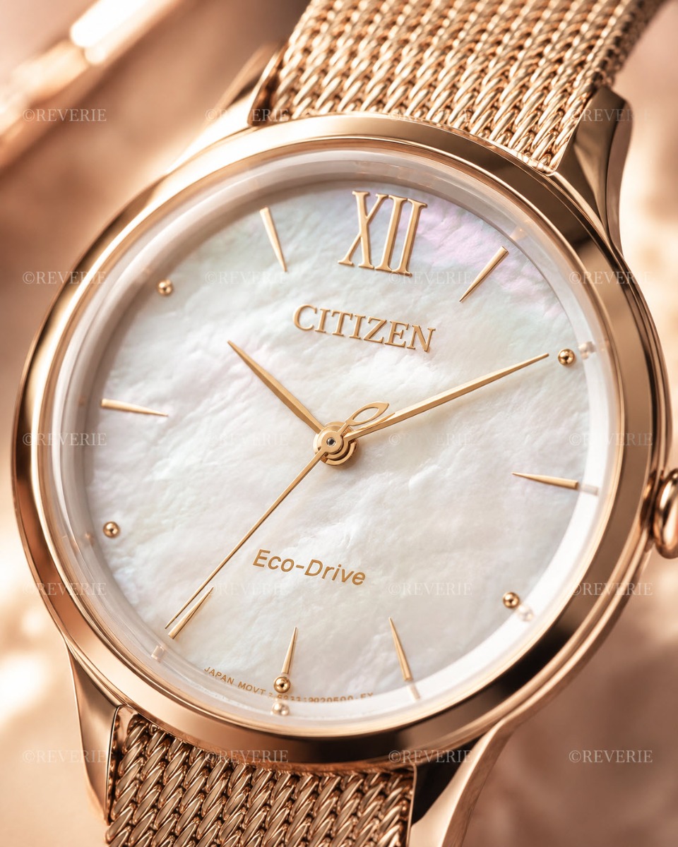 Citizen roséguldfärgad solcellsdriven damklocka med pärlemorurtavla och mesharmband 36mm - Quartz - Rött guld - Damklocka - Mesh - Härdat...
