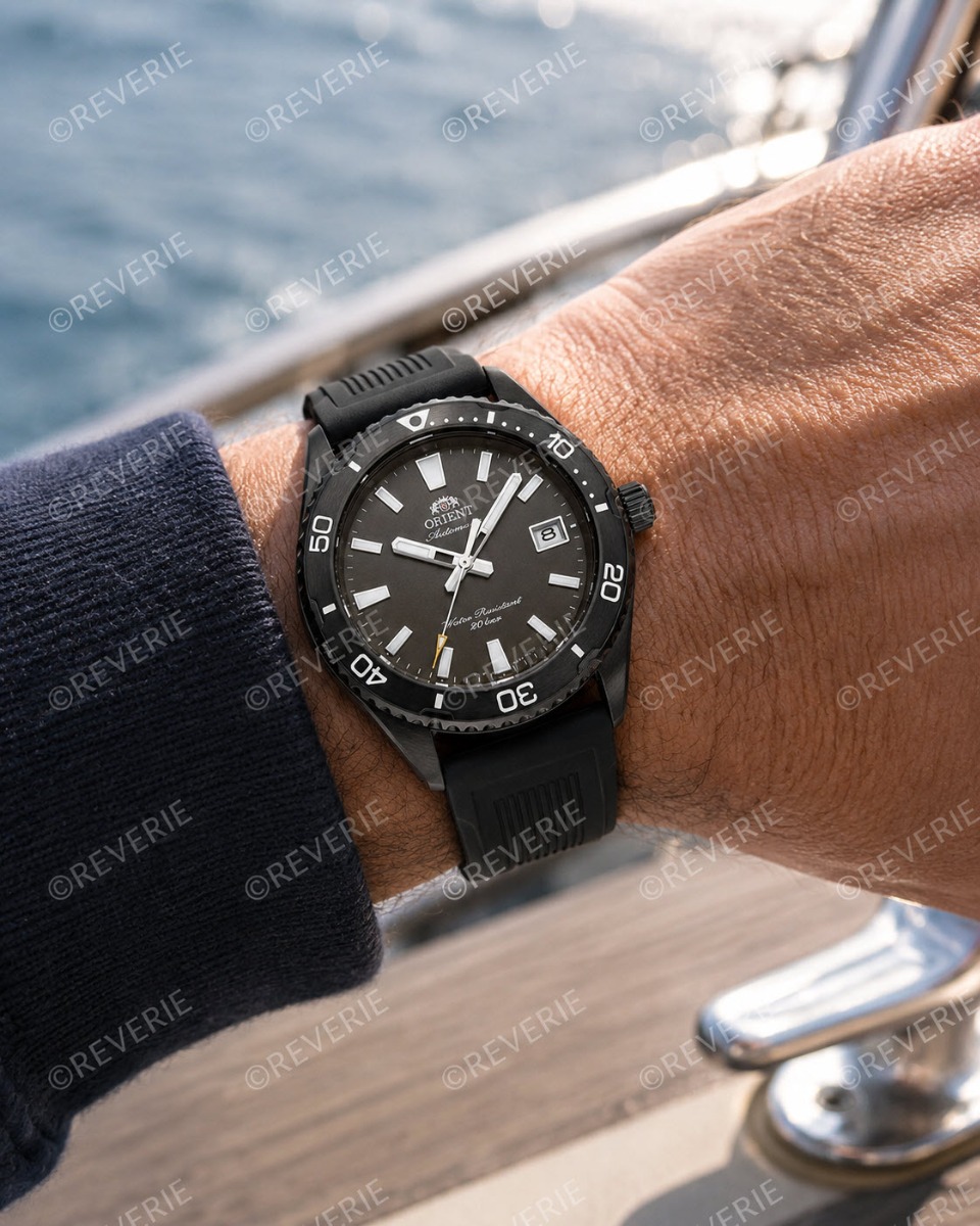 Orient automatisk dykarklocka i svart stål med safirglas 40mm - Automatisk - Svart - Herrklocka - Silikon - Safir