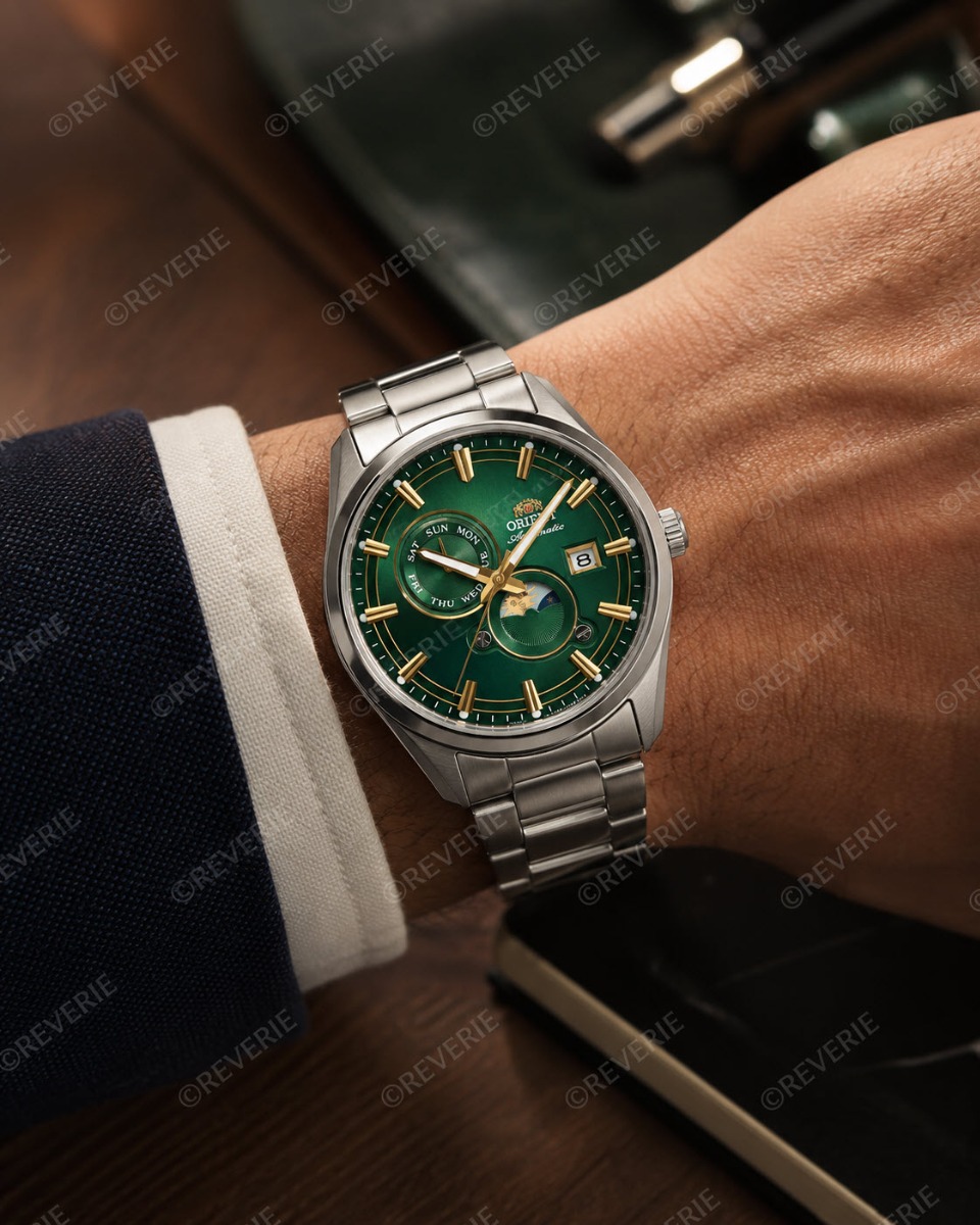 Orient klocka i stål med grön urtavla, månfas och safirglas 41mm - Automatisk - Silver - Herrklocka - Rostfri stål - Safir