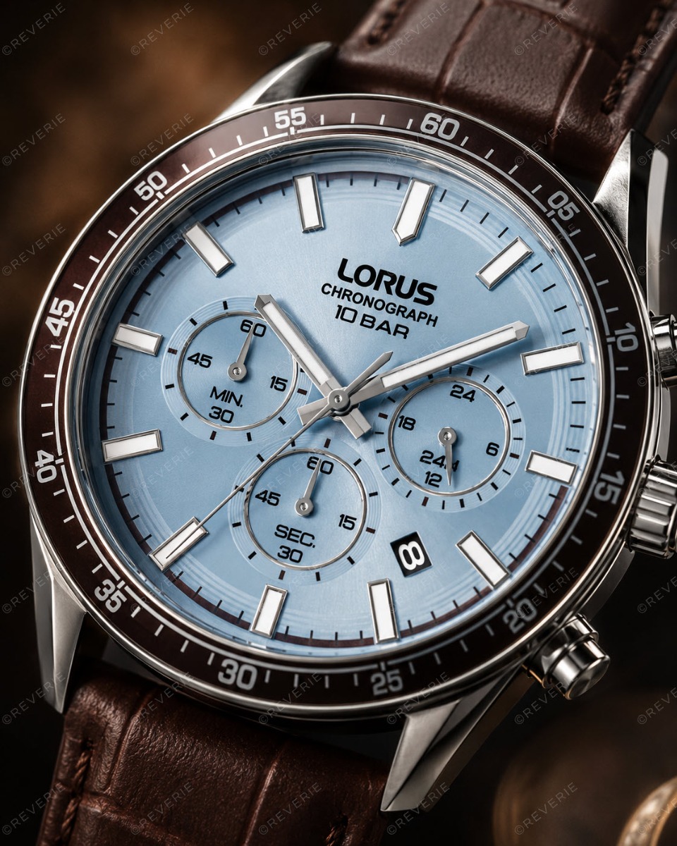 Herrklocka från Lorus med kronograf och läderrem 43 mm - Quartz - Silver - Herrklocka - Läder - Härdat mineralglas