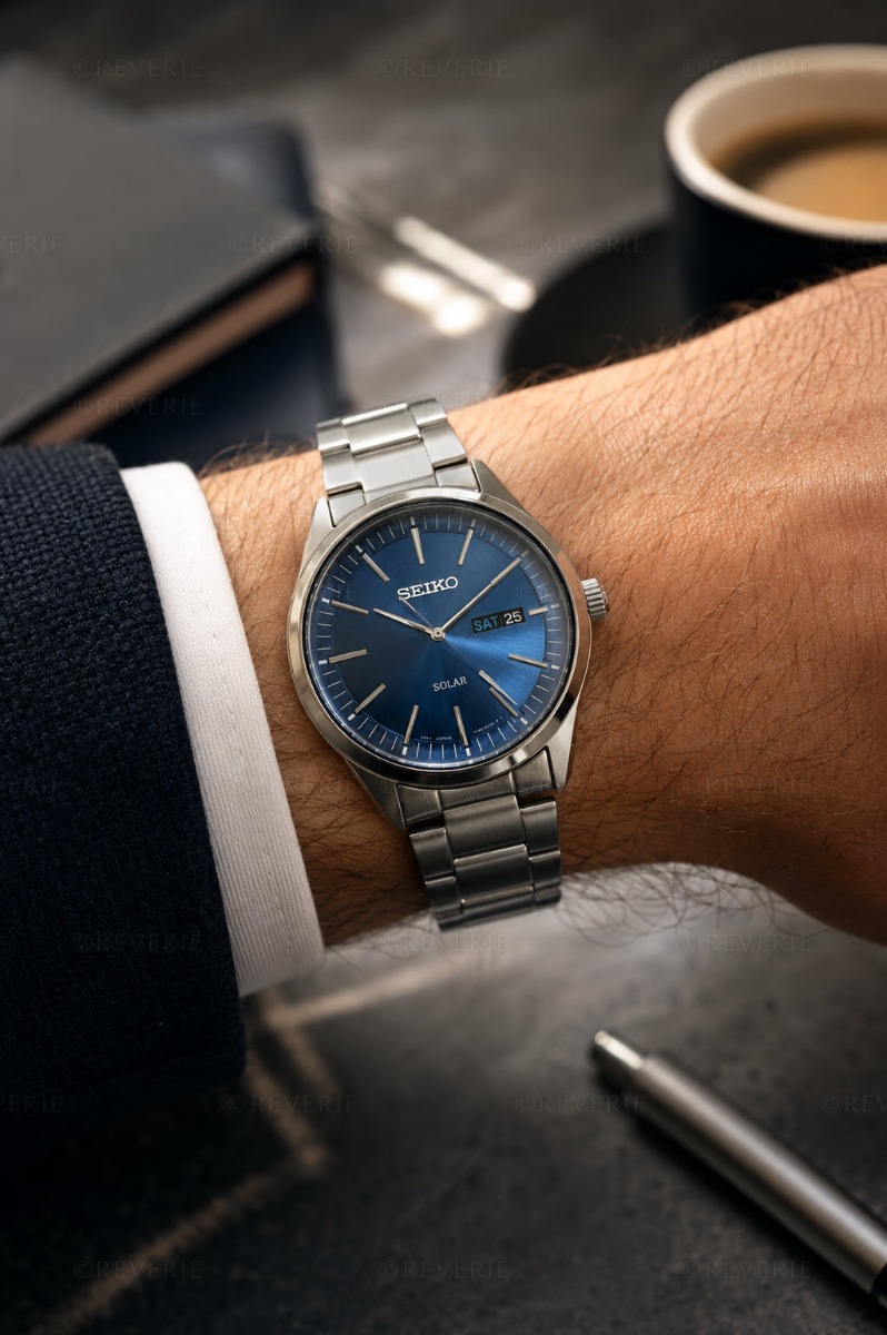 Blå urtavla, resten är silverfärgat stål - Seiko Solar Sapphire - Quartz - Silver - Herrklocka - Rostfri stål - Safir