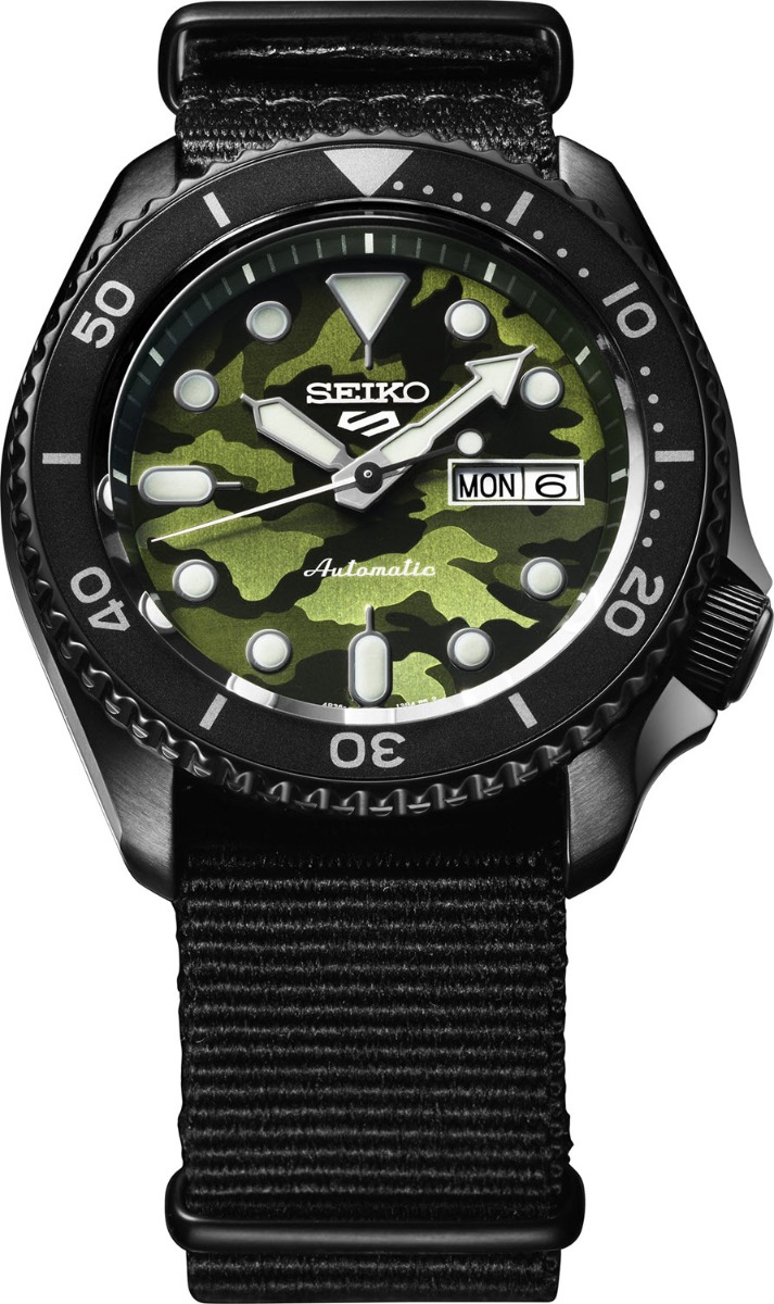 Seiko 5 Green Camouflage Street Style Automatic SRPJ37K1 - Automatisk - Svart - Herrklocka - Textil - Härdat mineralglas