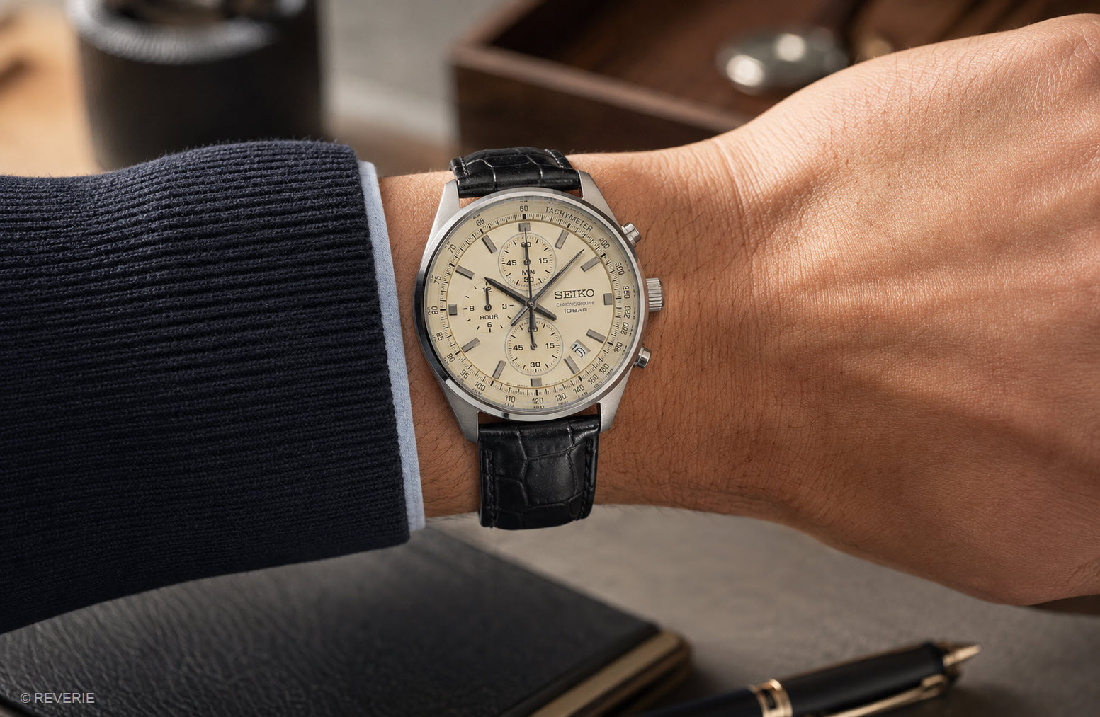 Seiko Mens Chronograph Champagne Black Leather 41mm - Quartz - Silver - Herrklocka - Läder - Härdat mineralglas