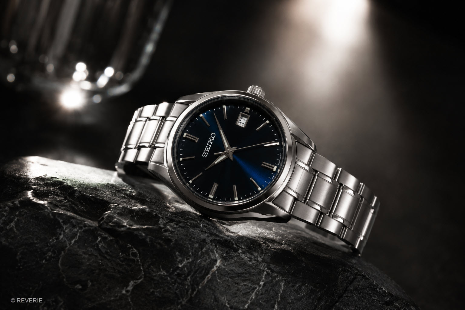 Seiko Mens Classic Blue Steel 40mm - Quartz - Silver - Herrklocka - Rostfri stål - Safir